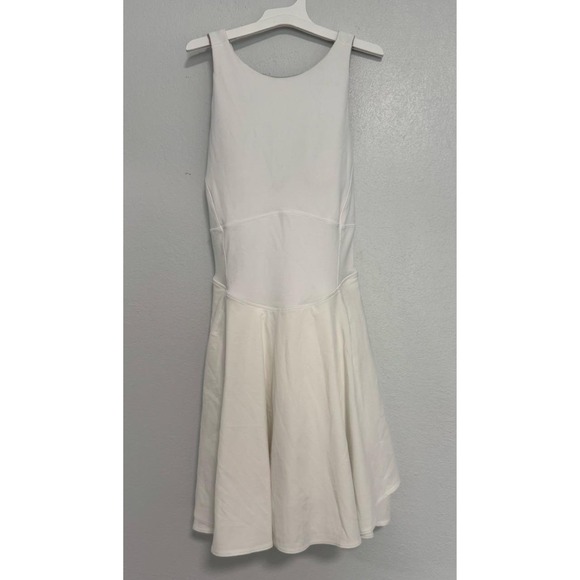 Lululemon Tennis‎ Dress White Sleeveless Crisscross Back Built-in Shorts Size 4 - Picture 7 of 9
